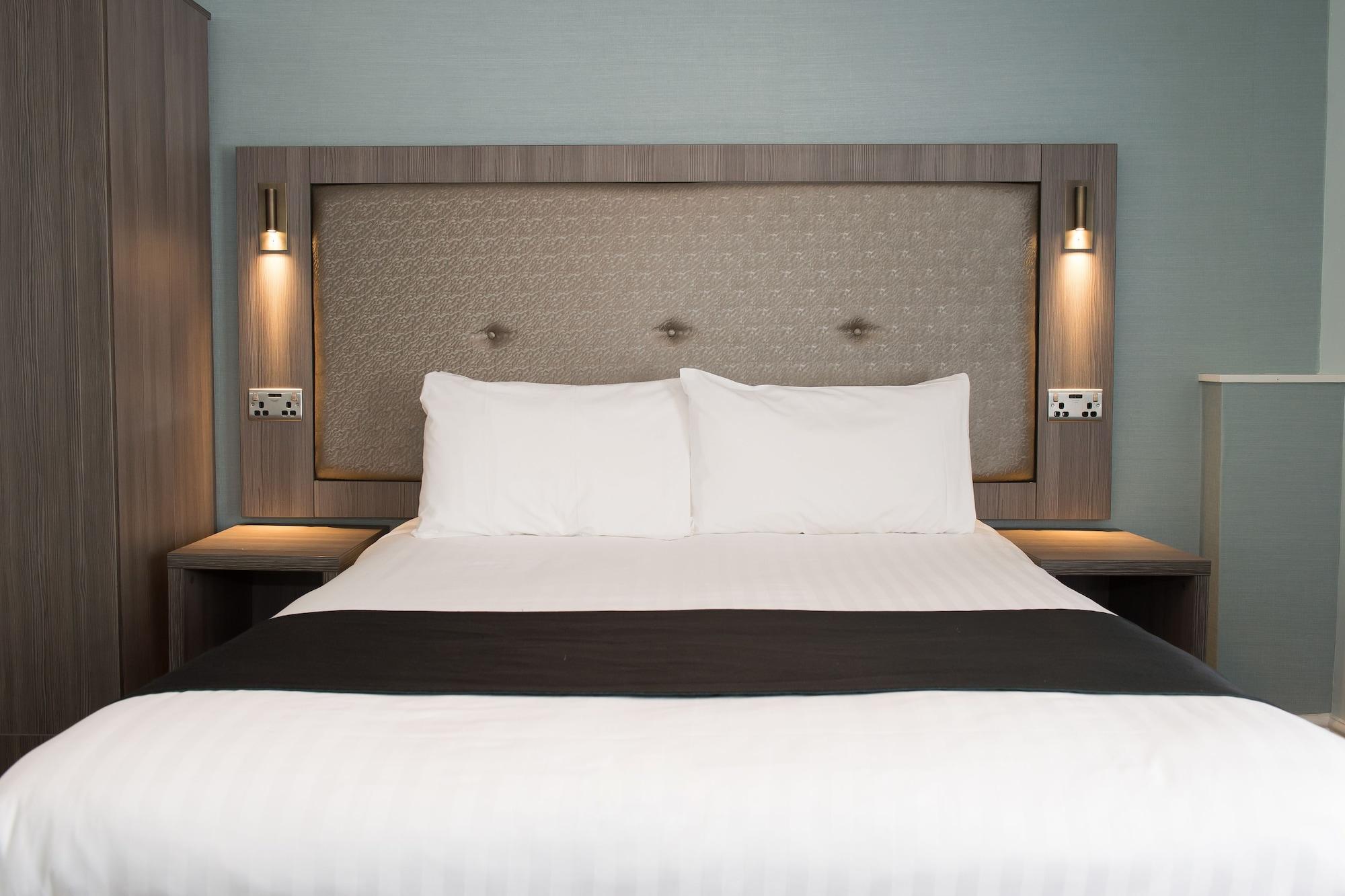 Wrexham Llyndir Hall Hotel, BW Signature Collection Честер Экстерьер фото