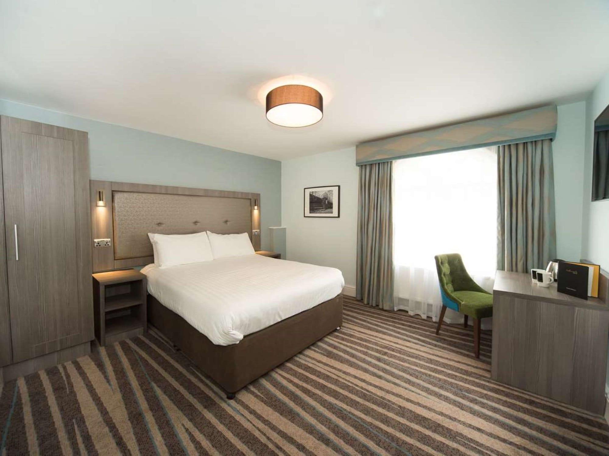 Wrexham Llyndir Hall Hotel, BW Signature Collection Честер Экстерьер фото