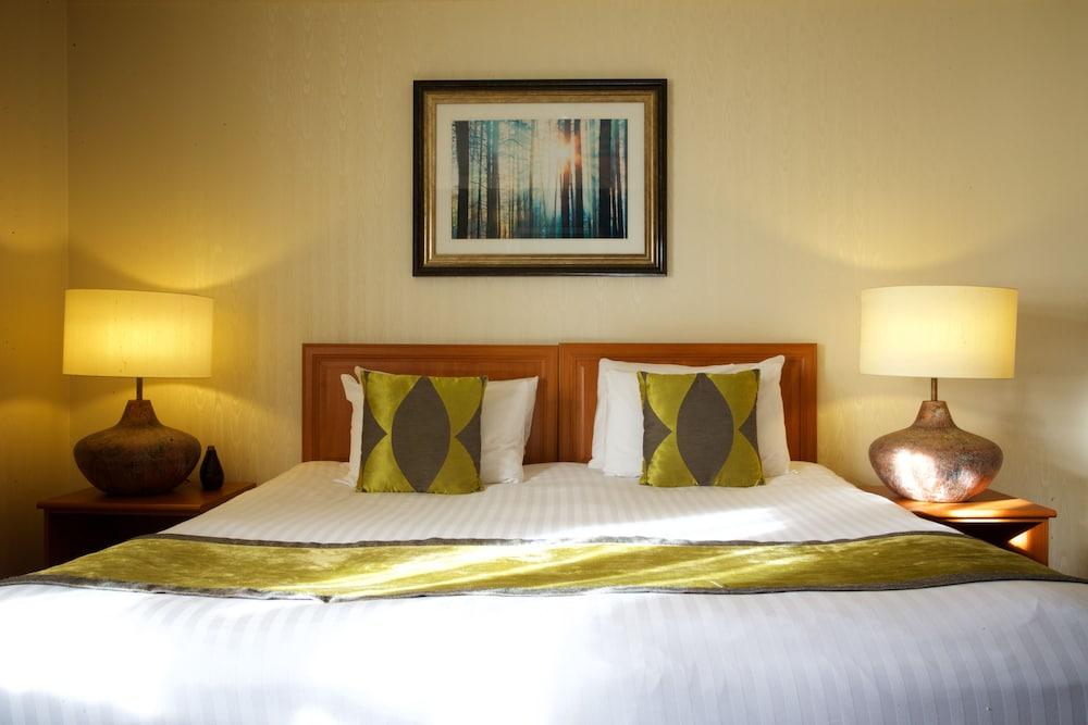 Wrexham Llyndir Hall Hotel, BW Signature Collection Честер Экстерьер фото