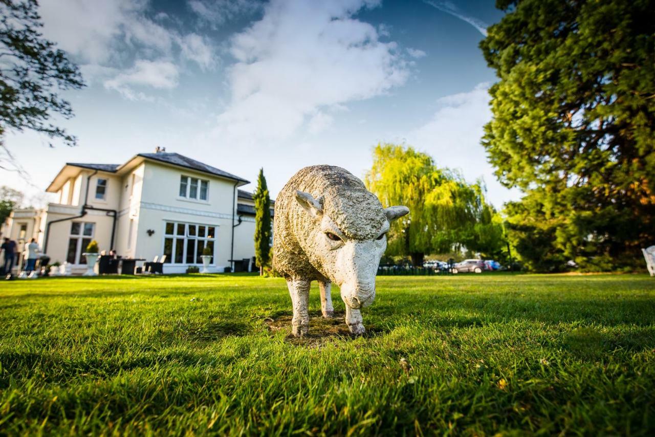 Wrexham Llyndir Hall Hotel, BW Signature Collection Честер Экстерьер фото