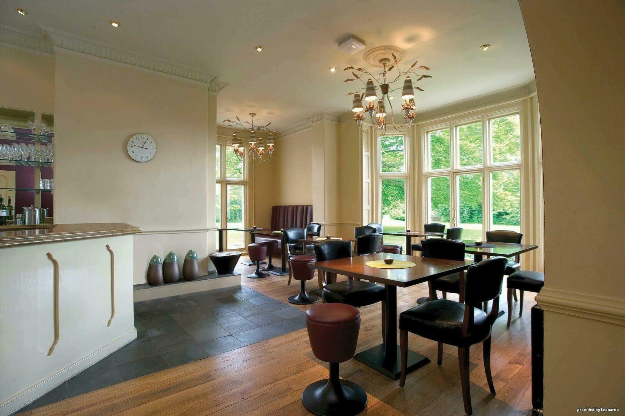 Wrexham Llyndir Hall Hotel, BW Signature Collection Честер Ресторан фото